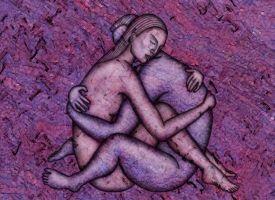 Ein Paar sitzt eng umschlungen da. Vielen Paaren fällt es schwer, über Sex zu reden und die eigenen Wünsche mitzuteilen. Ein Paar sitzt eng umschlungen da. Vielen Paaren fällt es schwer, über Sex zu reden und die eigenen Wünsche mitzuteilen.